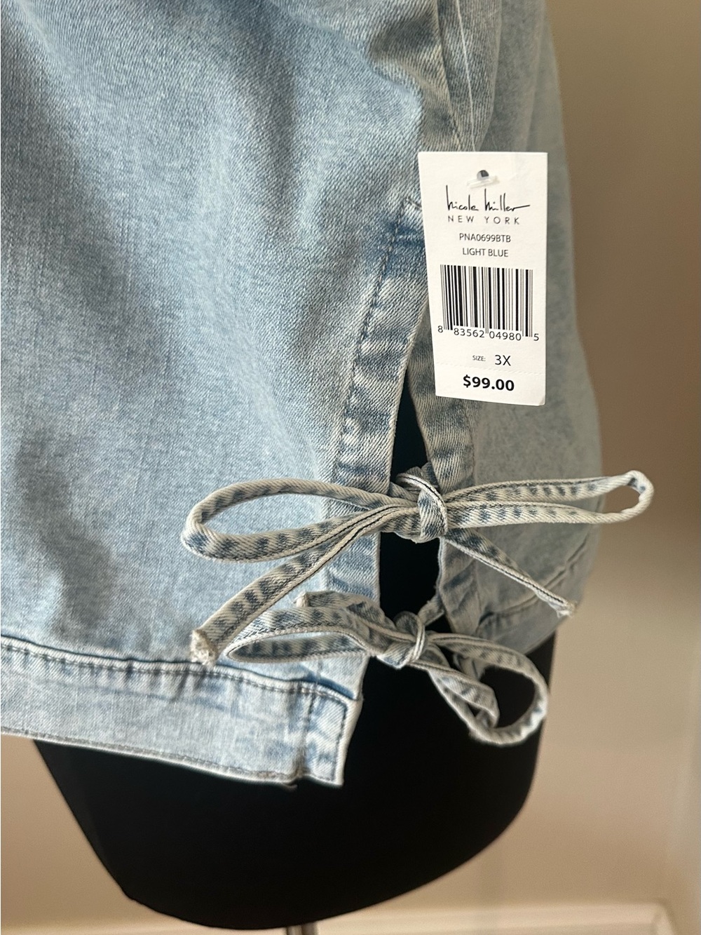 NWT Light Wash Nicole Miller Denim Jacket - Women 3x w tie embellishments